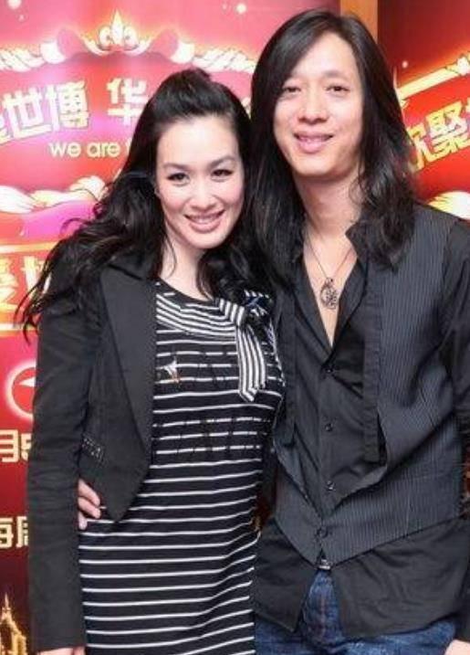 钟丽缇历届老公,从初恋到多段婚姻的甜蜜与挑战