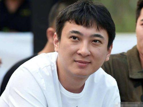 王思聪娱乐圈第一吃瓜,娱乐圈第一吃瓜达人，揭秘明星幕后故事